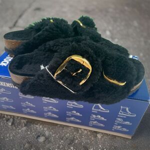 Birkenstock Arizona Big Buckle Teddy River Sandals Womens 37 / 6 Black Gold